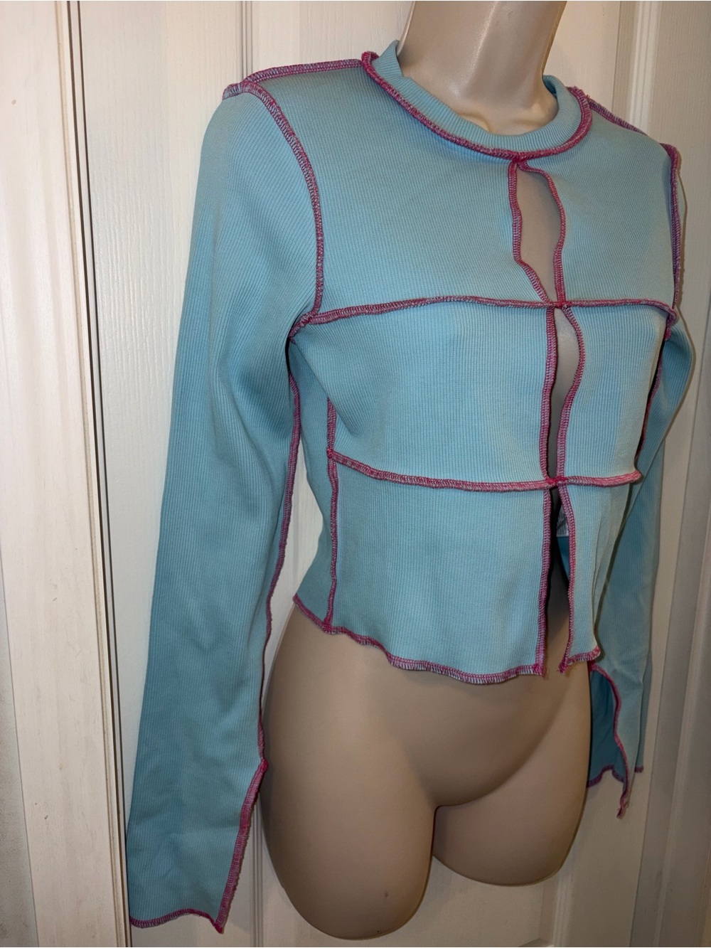NWT The Ragged Priest Cutout Crop Top - Blue & Pink Contrast Stitch - Picture 4 of 10
